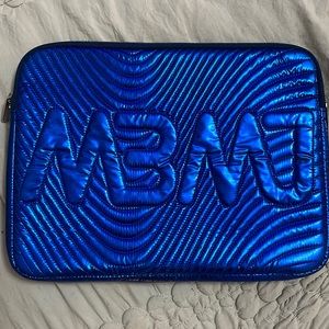 marc by marc jacobs laptop case